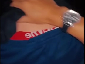 在玫瑰与玫瑰之间喝了几杯后，邻居最终操了我 asian teen gay sex videos twitter