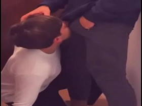 送披萨的小哥毫不留情地干我 korean celebrity gay porn