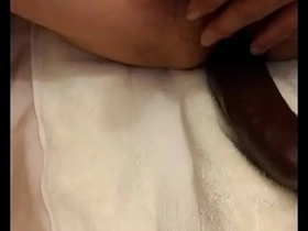 亚裔骑乘大黑假阳具 japan output gay porn