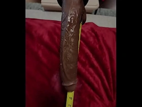 饥渴的黑巨根 asian half-starved gay porn