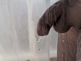 我的鸡巴慢镜头洗澡 leo taiwan gay porn