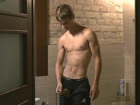 独自在家 hot gay porn gym