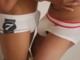 浴室激情性爱 gay asian hunk porn