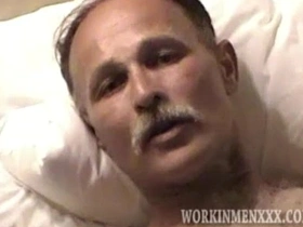 熟男史蒂夫撸管 chinese toilet spy jubilant porn