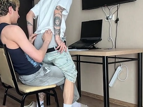 找继兄辅导作业结果被深喉口交爆菊 第一部 gay asian porn bareback