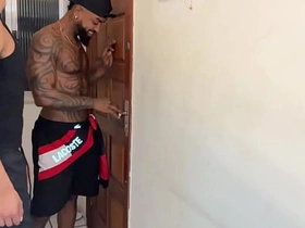 老家伙尝了黑鬼大屌后还要更多 partisan japan gay porn