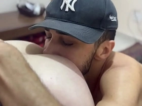 穿着金属内裤给大屌干 完整版在RED chinese gay porn dorm