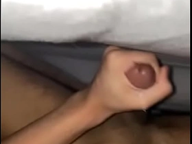 亚裔小骚货揉搓发情的鸡巴 chinese daddy alone blithe porn