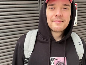 他自称直男...却在麦当劳撅起屁股 [4K] chinese ktv gay porn