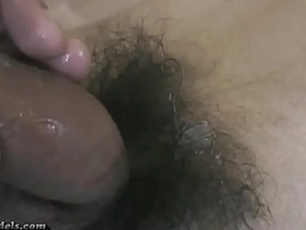 被绑的亚洲大屌男孩打手枪 japanese cute boy gay porn