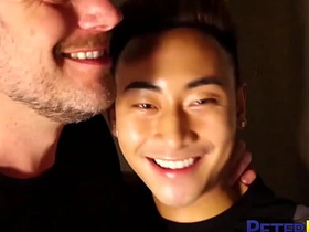 PETERFEVER亚裔Jeremy Vuitton被Hans Berlin无套内射 asian dad and son gay porn