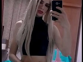 金发骚货用假阳具猛插自己的紧逼 japanese spy cam gay porn