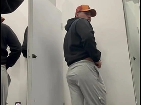 试衣间里发骚了 asian student joyous porn