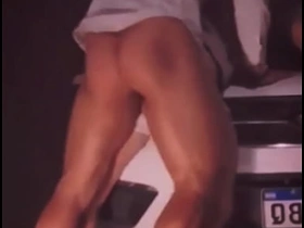 在邻居家门外野战巡航 future japanese gay porn