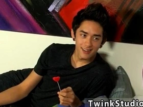 亚洲手机男同色情片与老男人干嫩男 亚历克斯·托德 xmaster asian gay sex videos