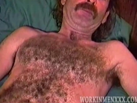 熟男拜伦打飞机 japanese gay porn slave