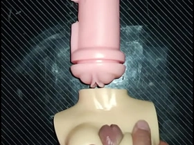 三人行Kissy与Dolly：从阴道到奶子！她们把我榨干了。 japanese time eon retard gay porn