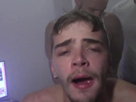 猛男爆菊把瘦0小穴灌满精液 - 无套内射 www asian gay sex videos com