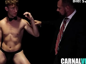 第三次拍卖 科尔顿·福克斯, 马克斯·萨金特, 里斯·斯科特 asian male models gay making love videos