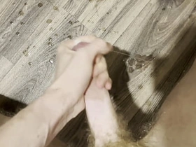 超大量射精！浓精爆射 瘦猴硬核自慰 4K 60帧第一视角 hot gay asian porn