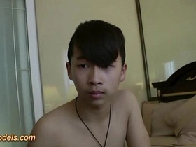 大包皮亚洲骚年自慰 asian gay helping hand porn