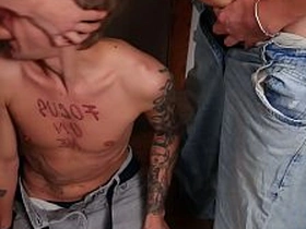 第62期 两根大鸡巴猛操小鲜肉的紧屁眼 gay hot asian porn