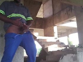 整天穿着精液糊满的靴子干活 chinese gay porn chunky cock