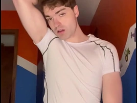 非法入室顺便爆操这个小骚货的屁眼 hot indian desi gay porn videos