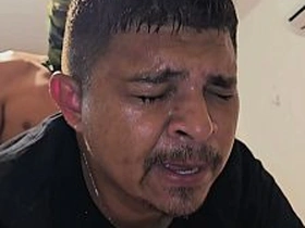 修车工用屁眼还债，被三根大屌轮着操 free gay chinese big dick porn