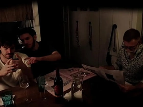 暴露狂基佬情侣当着真老头面玩老少配 gay boys sexual relations videos asian