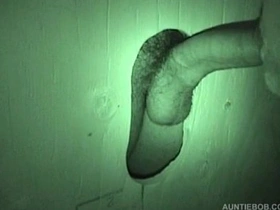 鲍勃阿姨的公共厕所偷拍 indonesian blissful porn outdoor