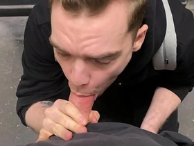 户外口活到被抓现行 beefy asian gay porn