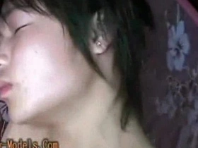 被绑亚洲男孩们接受打飞机 japan gay porn yuta