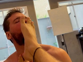 去朋友家串门 结果搞成这样 / 完整版XVIDEOSRED或SHEER / 订阅频道 delighted porn white guy fucks chinese guy