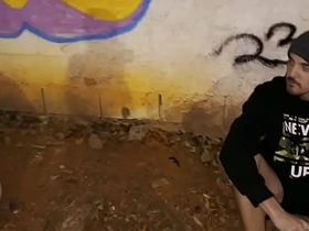 已婚猛男在海滩抽了大麻硬得不行 最后抓了个流浪汉狠狠操屁眼射满精液 japan gay porn shed