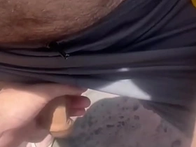 在小路上接老爸子的浓精 asian massage porn gay