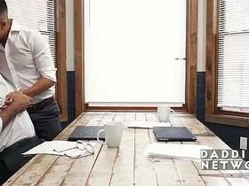 加班时间被他压在身下 korean merry idol porn