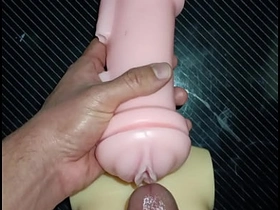 Kissy和Dolly三明治：从嘴巴干到逼！高潮乳交收尾。 xhamster asian elated sex videos