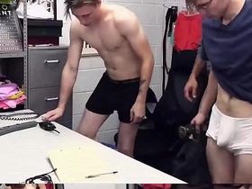 少年犯系列-叛逆小子扎克被淫荡警官深喉爆菊 best gay asian sex videos