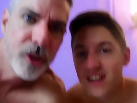 人形犬：Devin Jones与Richard Lennox激烈交媾 渴求下流游戏 chinese asian interracial gay porn