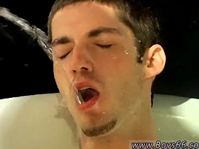 亚裔胖同志被颜射 兄弟会尿尿派对:凯勒布·斯科特! chinese gay porn fuck