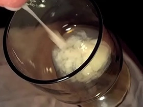 亚洲小鲜肉多次射精在杯子里 3 asian gay video fascinate sex videos