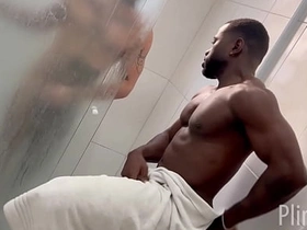 只有我 第二部 korean roommate gay porn