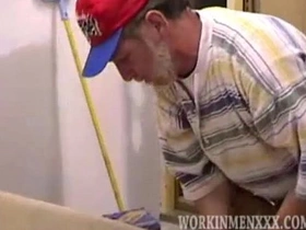 熟男大卫打飞机 deshi asian gay sex videos