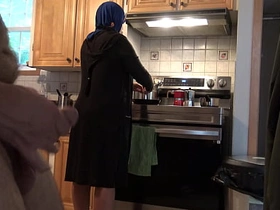 我操!!! 差点被巴基斯坦继母发现我亮出大鸡巴 gay japan porn hot