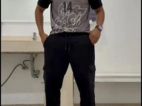 游泳课前撸管实录 chinese gay twink porn twitter