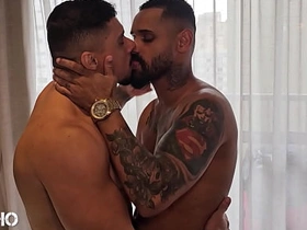 肌肉棒子的巨屌 gay chinese verse porn