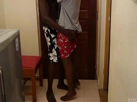 黑人嫩屌托尼和杰克无套交配 pinoy cum gay porn