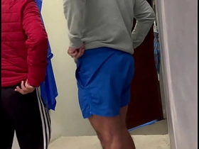 鸡巴佬把我的大屌嗦得超爽 asian uncles careless sex videos