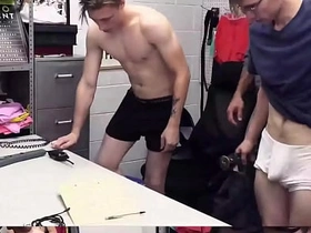 变态黑警Donovan Cox深喉猛操精壮少年Nico Nova - 少年犯系列 gay korean muscular porn